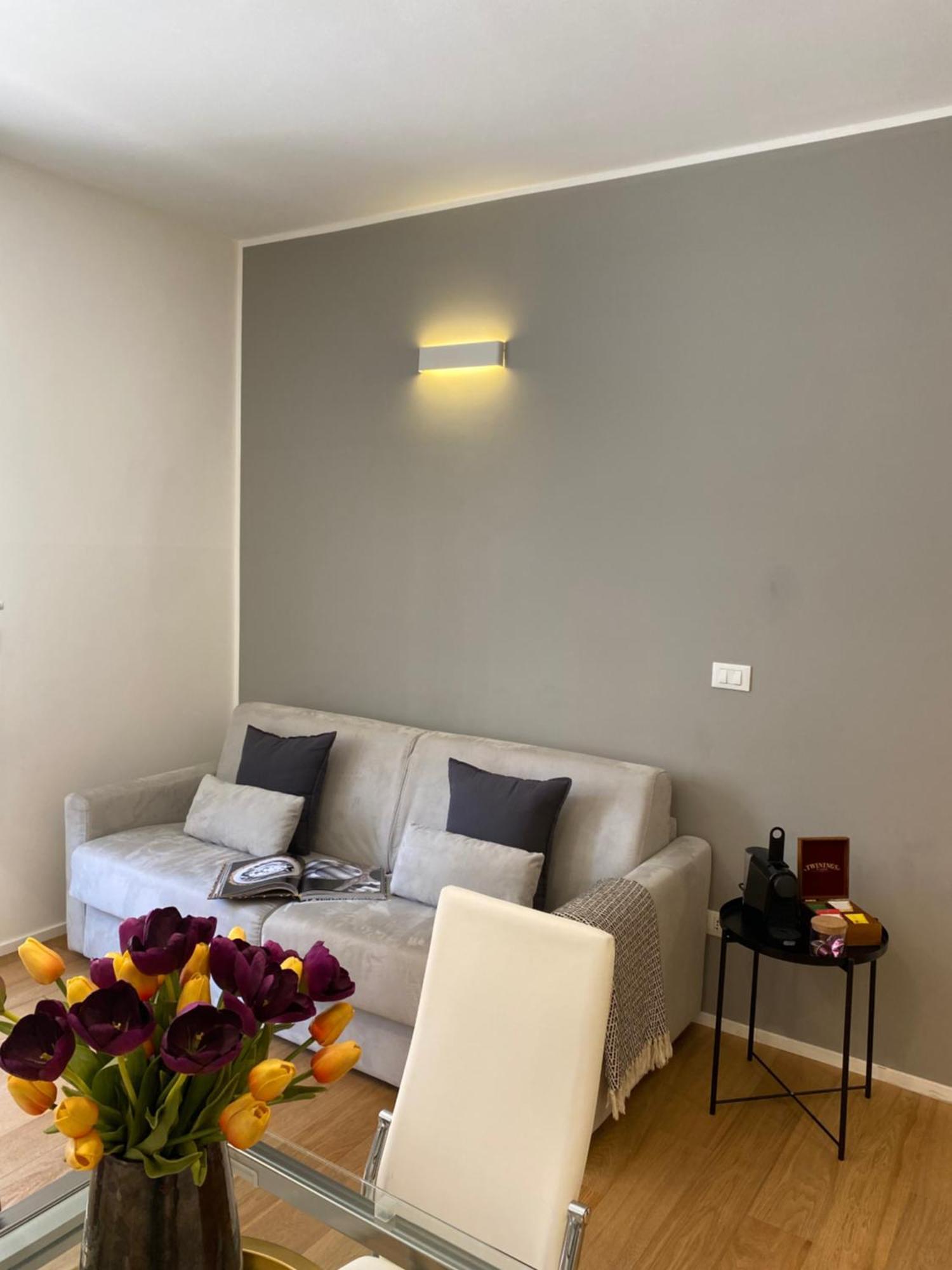 Gramsci 2 - Cozy Apartment Near Sempione Park! Милан Экстерьер фото
